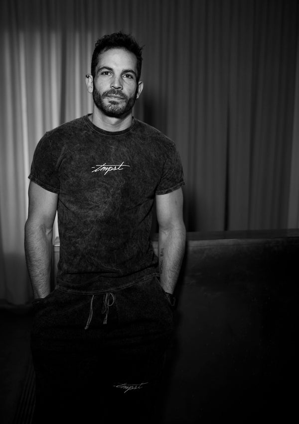 Signature Tee (mineral wash)